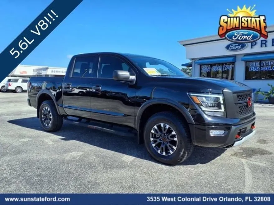 2024 Nissan Titan PRO-4X photo 1