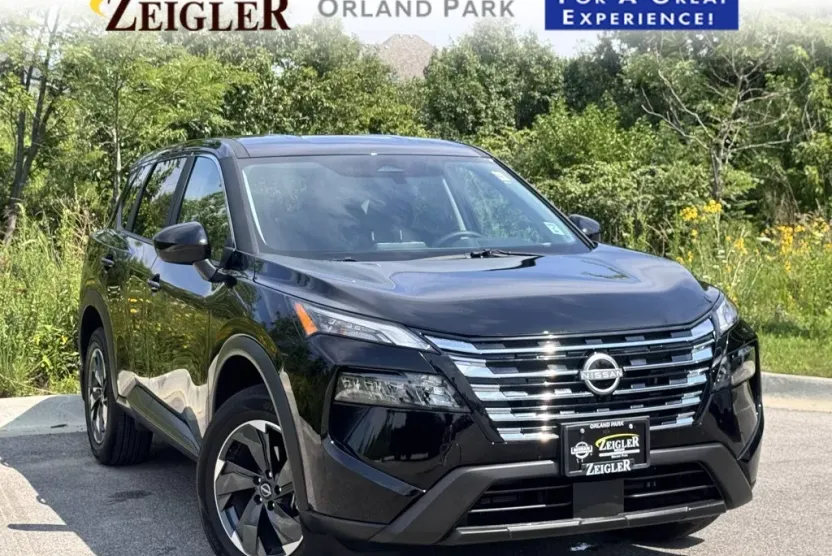 2025 Nissan Rogue SV AWD photo 1