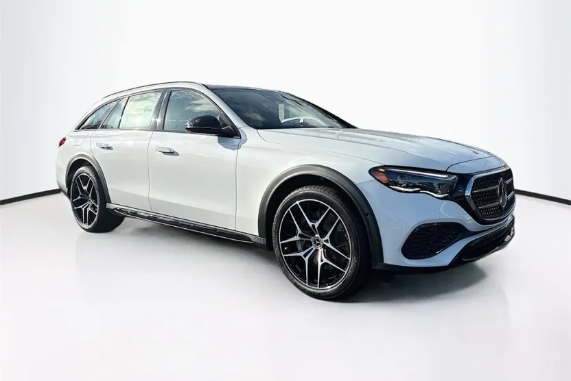 2026 Mercedes Benz E 53 AMG 4MATIC photo 1