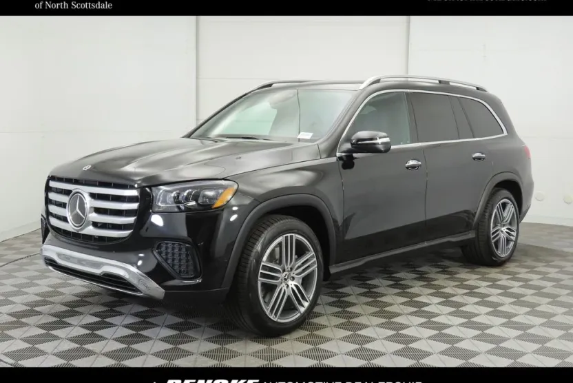 2025 Mercedes Benz GLS 450 4MATIC photo 1