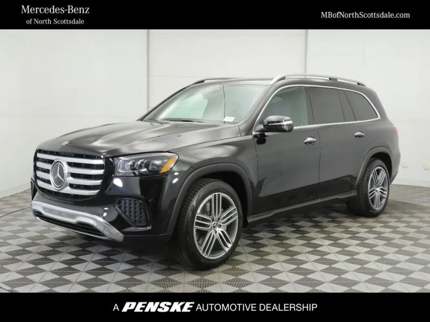2025 Mercedes Benz GLS 450 4MATIC photo 1