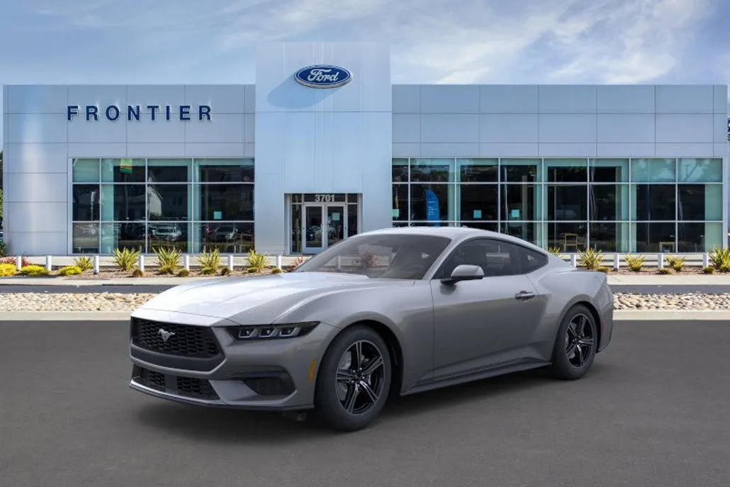 2025 Ford Mustang EcoBoost photo 1