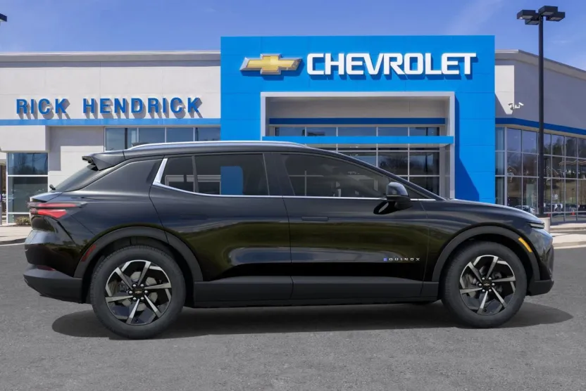 2026 Chevrolet Equinox EV 1LT photo 1