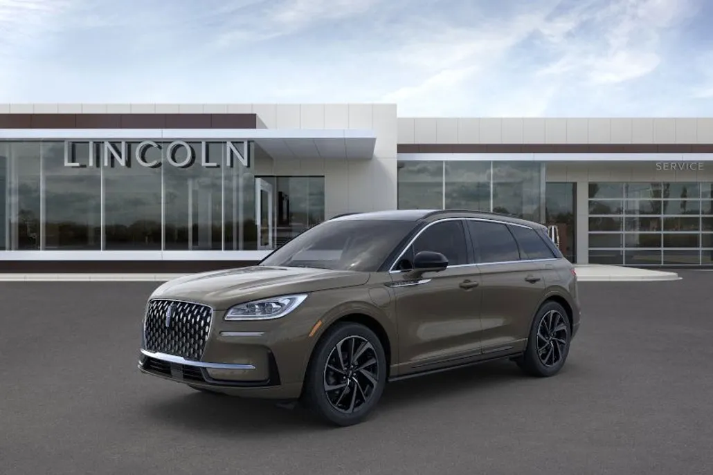 2025 Lincoln Corsair Grand Touring photo 1
