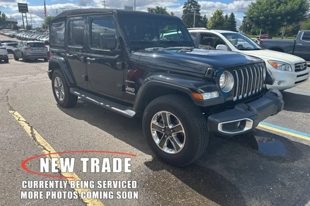 2018 Jeep Wrangler Unlimited Sahara photo 1