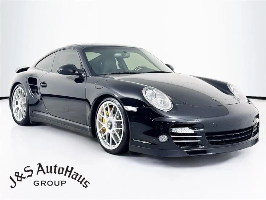 2013 Porsche 911 Turbo S photo 1