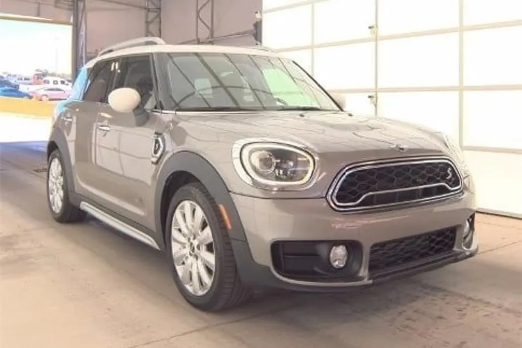 2018 Mini Cooper S ALL4 photo 1