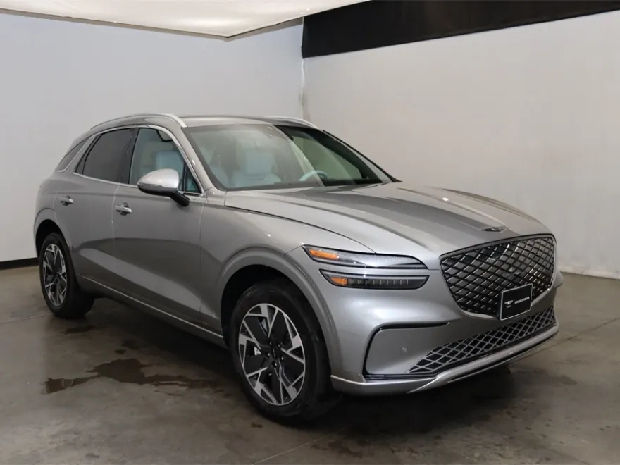 2026 Genesis Electrified GV70 Advanced photo 1