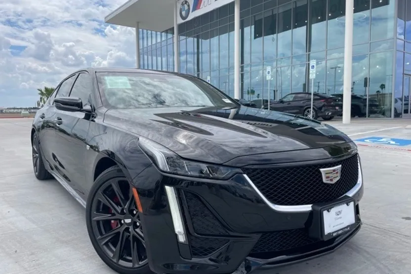 2022 Cadillac CT5 Sport photo 1