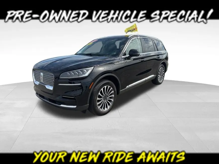2023 Lincoln Aviator Reserve photo 1