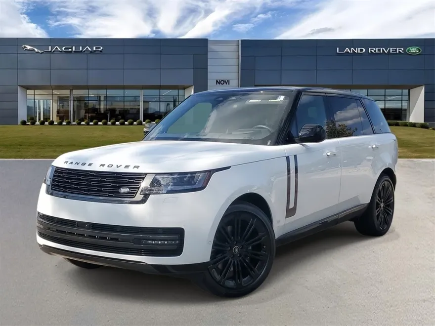 2025 Land Rover Range Rover SE photo 1