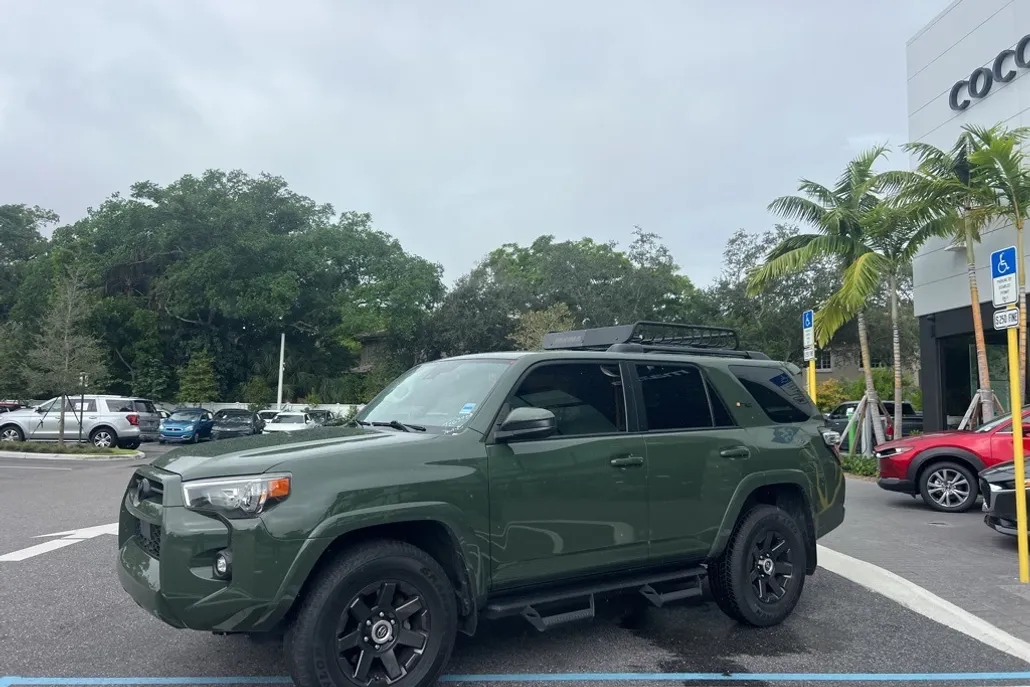 2022 Toyota 4Runner SR5 Trail photo 1