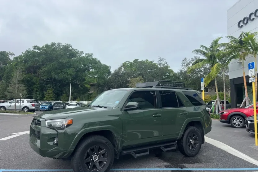2022 Toyota 4Runner SR5 Trail photo 1