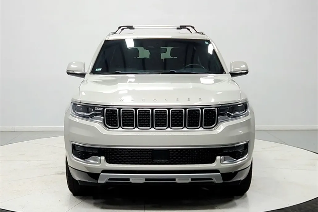 2022 Jeep Wagoneer Series II photo 1