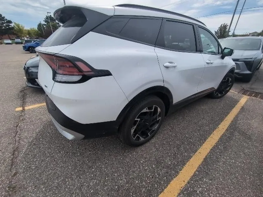 2024 Kia Sportage photo 1