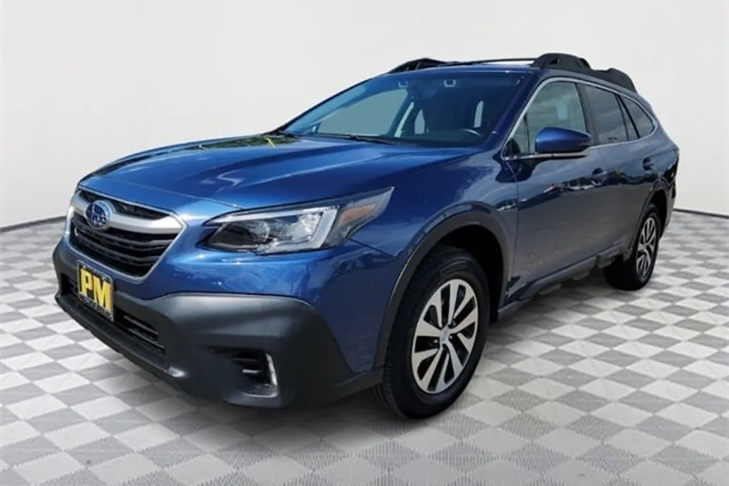 2022 Subaru Outback Premium photo 1