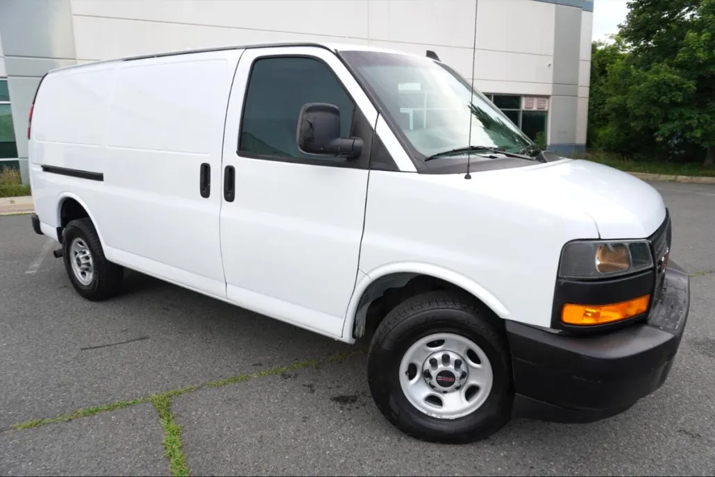 2020 Gmc Savana 2500 Cargo photo 1