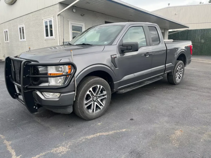 2022 Ford F-150 XL photo 1