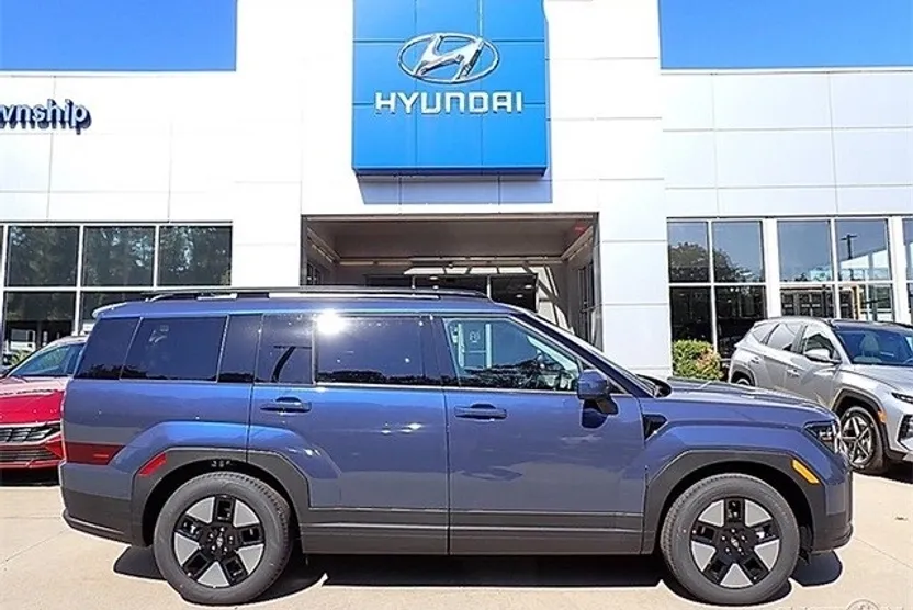 2026 Hyundai Santa Fe SEL photo 1