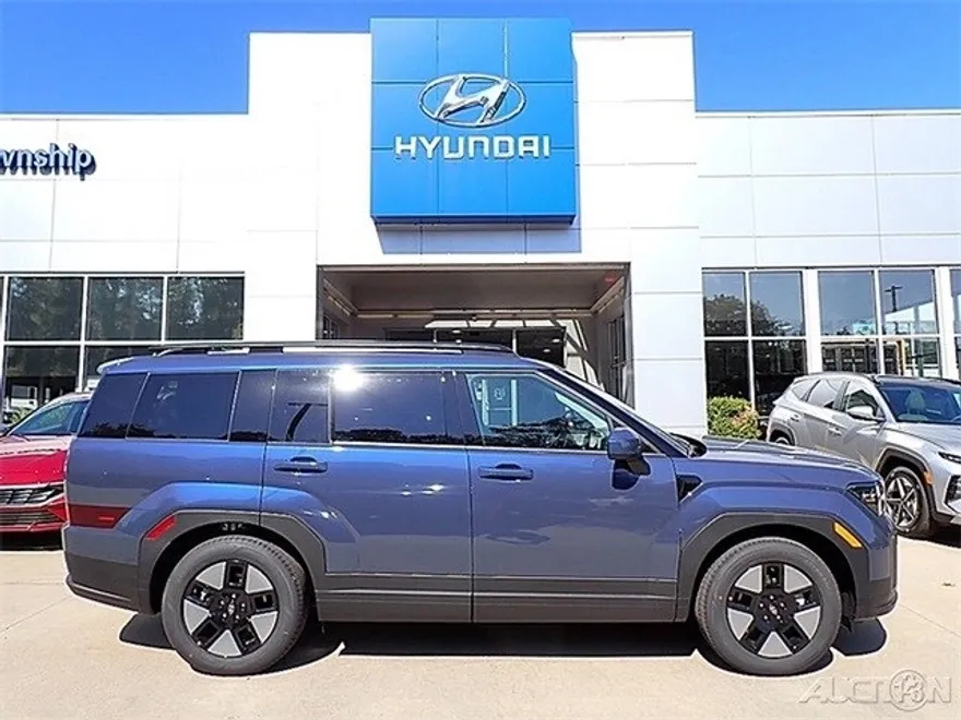 2026 Hyundai Santa Fe SEL photo 1