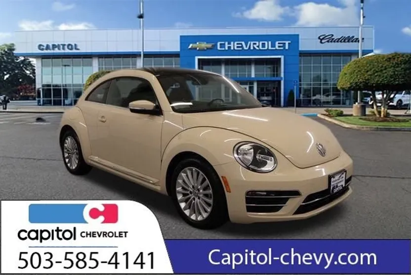 2019 Volkswagen Beetle S photo 1