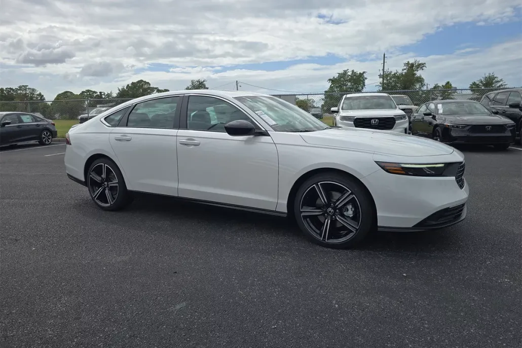 2025 Honda Accord Hybrid Sport photo 1