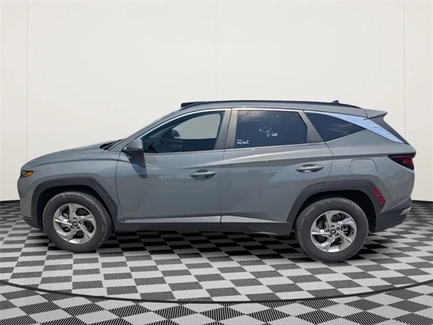 2024 Hyundai Tucson SEL photo 1