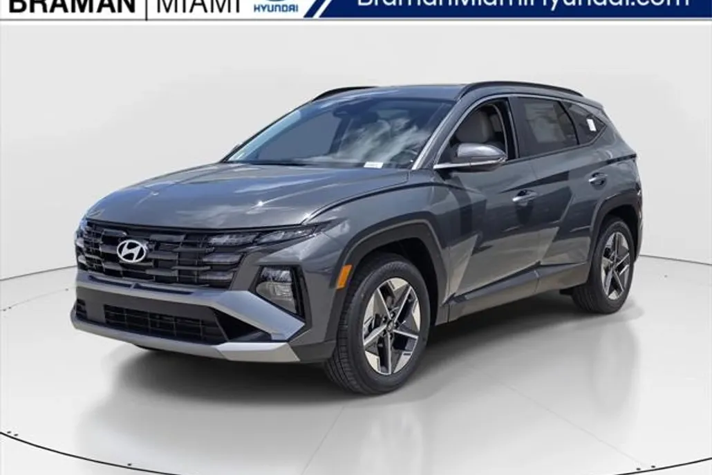 2025 Hyundai Tucson SEL photo 1