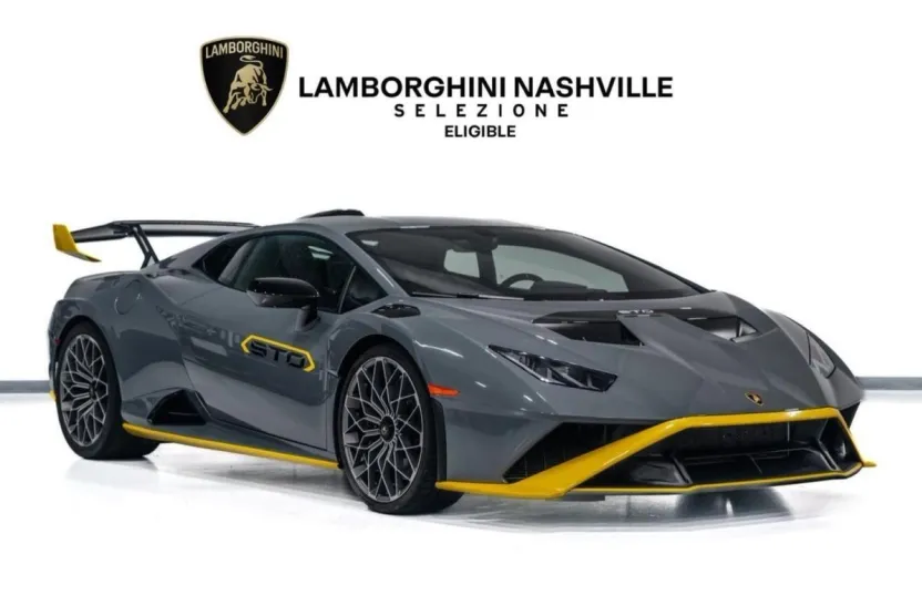 2016 Lamborghini Aventador LP 700-4 Roadster photo 1