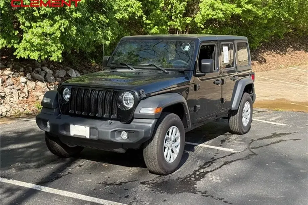 2023 Jeep Wrangler Unlimited Sport photo 1