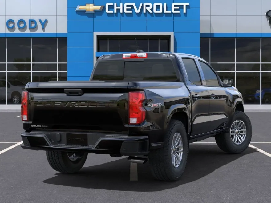 2025 Chevrolet Colorado Work Truck LT photo 1