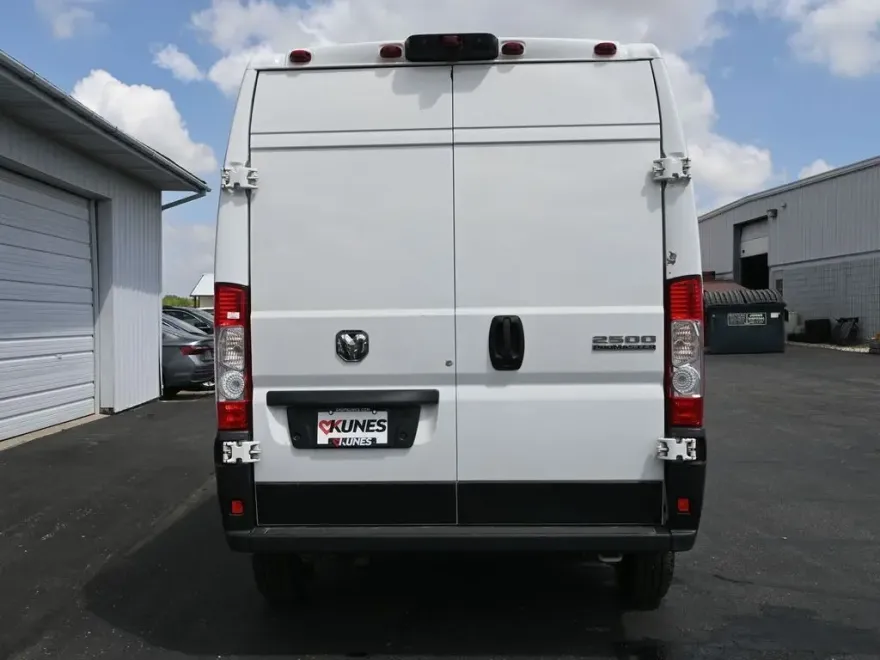 2023 Ram ProMaster 2500 photo 1