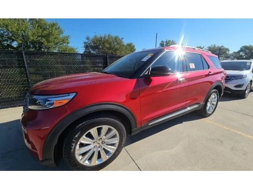 2020 Ford Explorer Limited photo 1