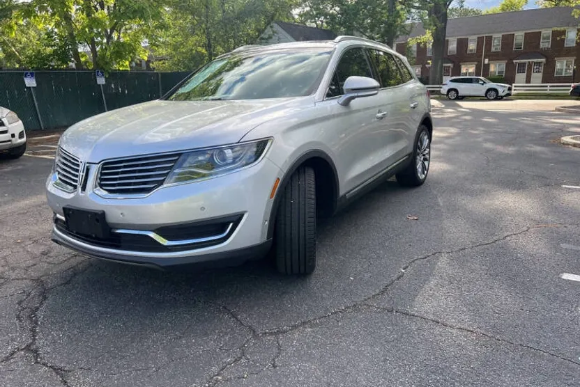 2016 Lincoln MKX Reserve photo 1