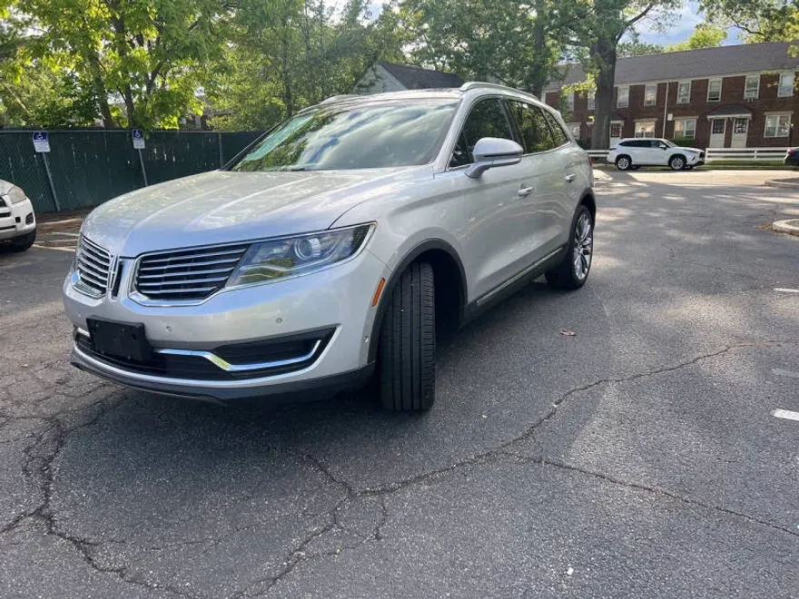 2016 Lincoln MKX Reserve photo 1