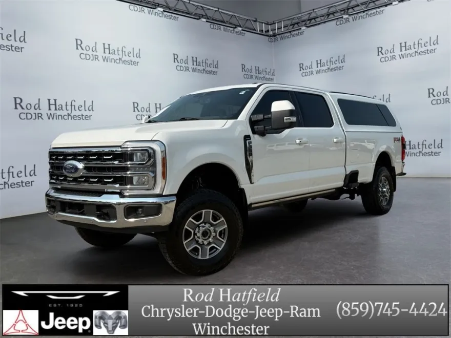 2023 Ford F-350 Lariat photo 1