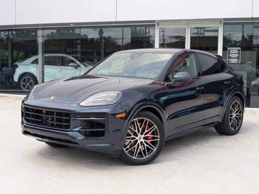 2025 Porsche Cayenne E-Hybrid Coupe S photo 1