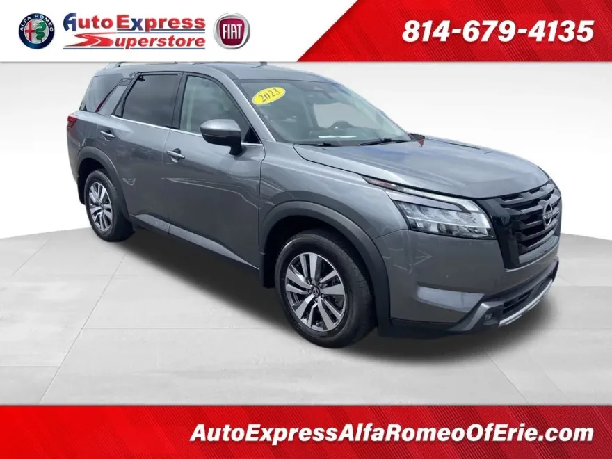 2023 Nissan Pathfinder SL photo 1