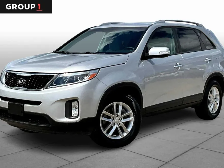 2015 Kia Sorento LX photo 1