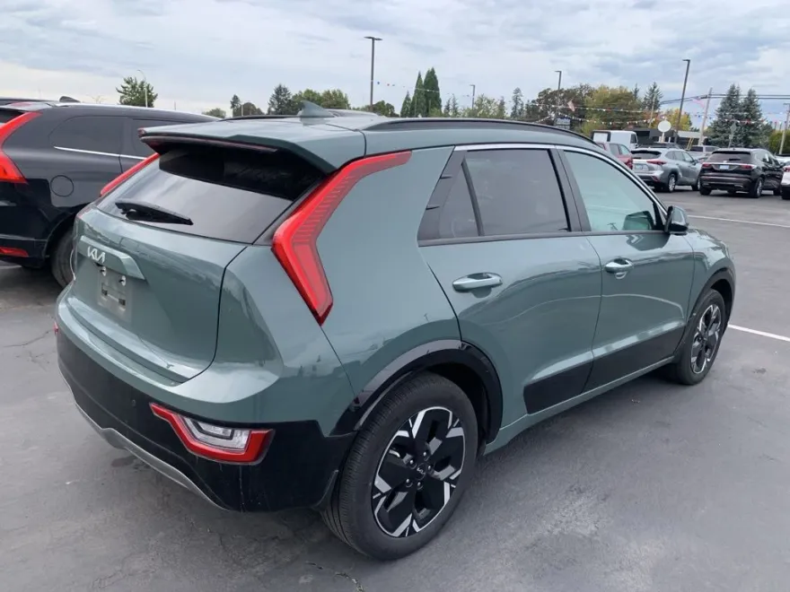2023 Kia Niro EV Wave photo 1