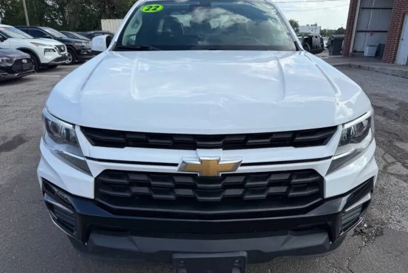 2022 Chevrolet Colorado LT photo 1