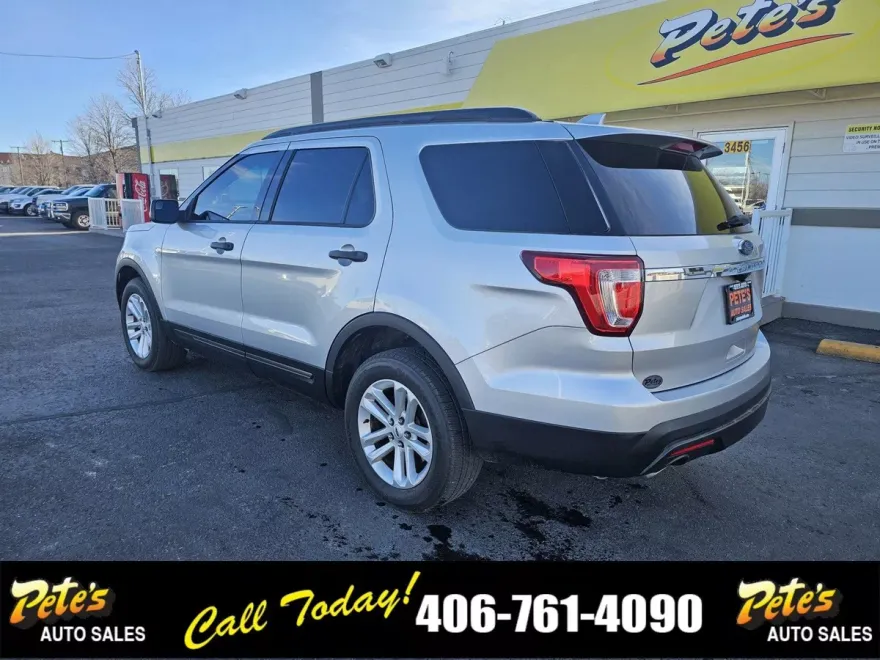 2016 Ford Explorer Base photo 1