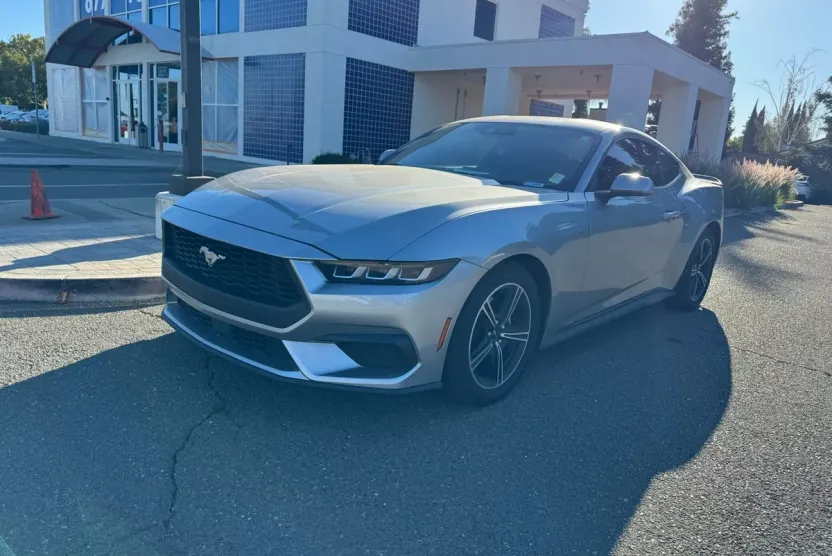 2024 Ford Mustang EcoBoost photo 1