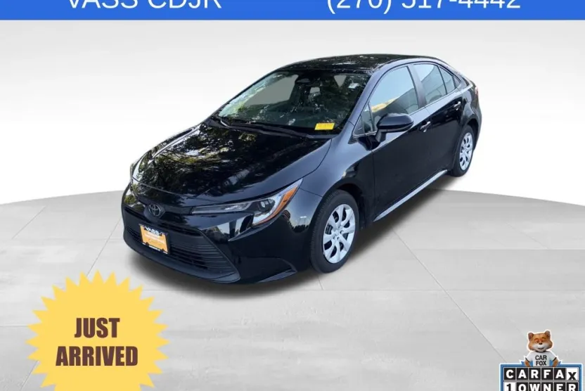 2024 Toyota Corolla LE photo 1