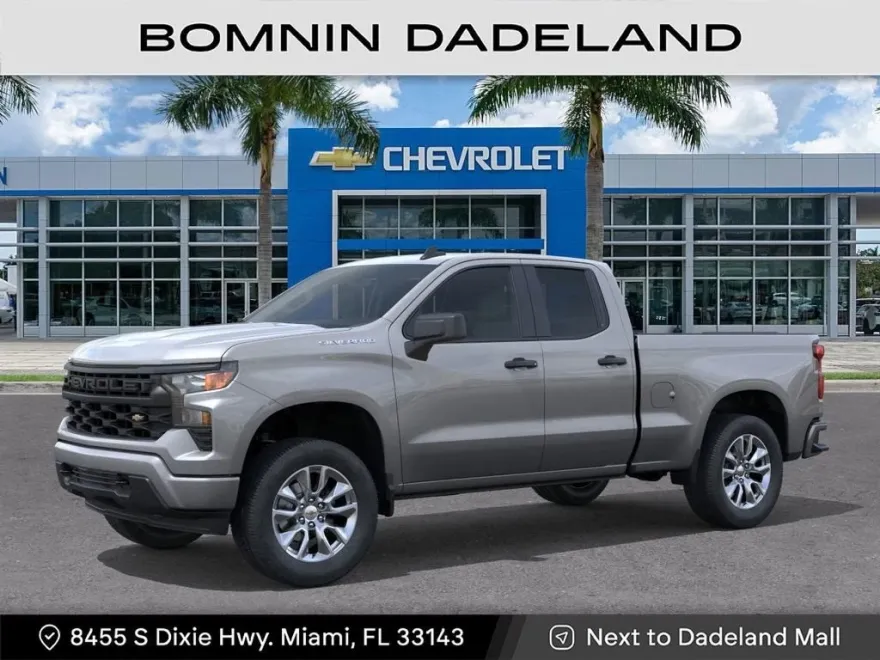 2025 Chevrolet Silverado 1500 Custom photo 1