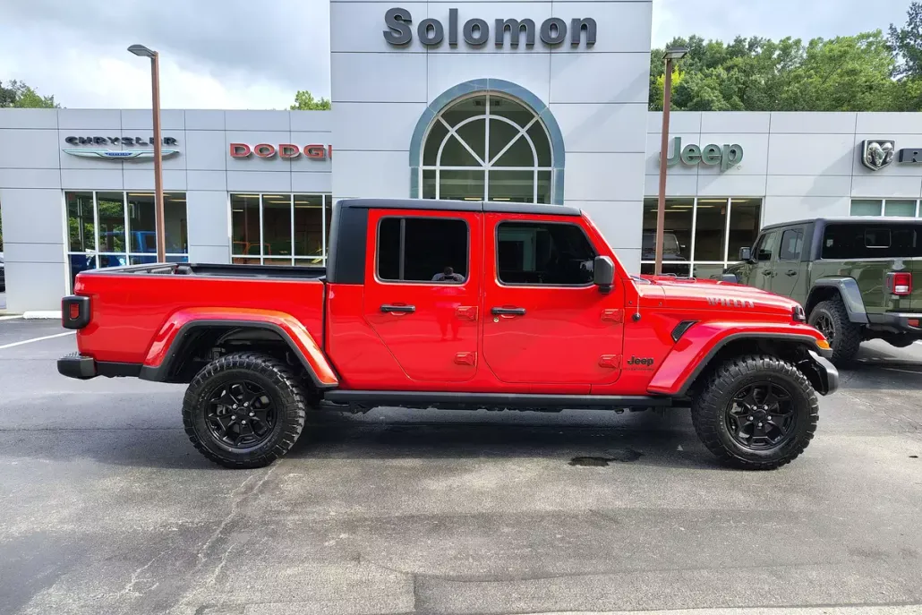 2022 Jeep Gladiator Willys photo 1