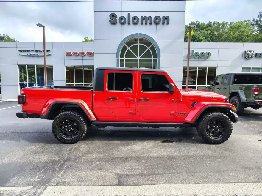 2022 Jeep Gladiator Willys photo 1