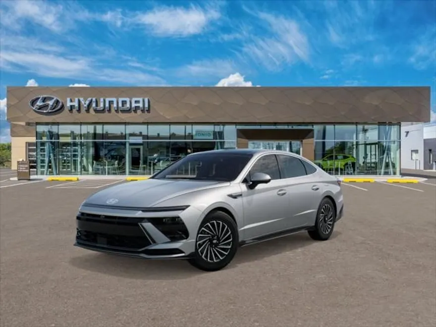 2025 Hyundai Sonata Hybrid Limited photo 1