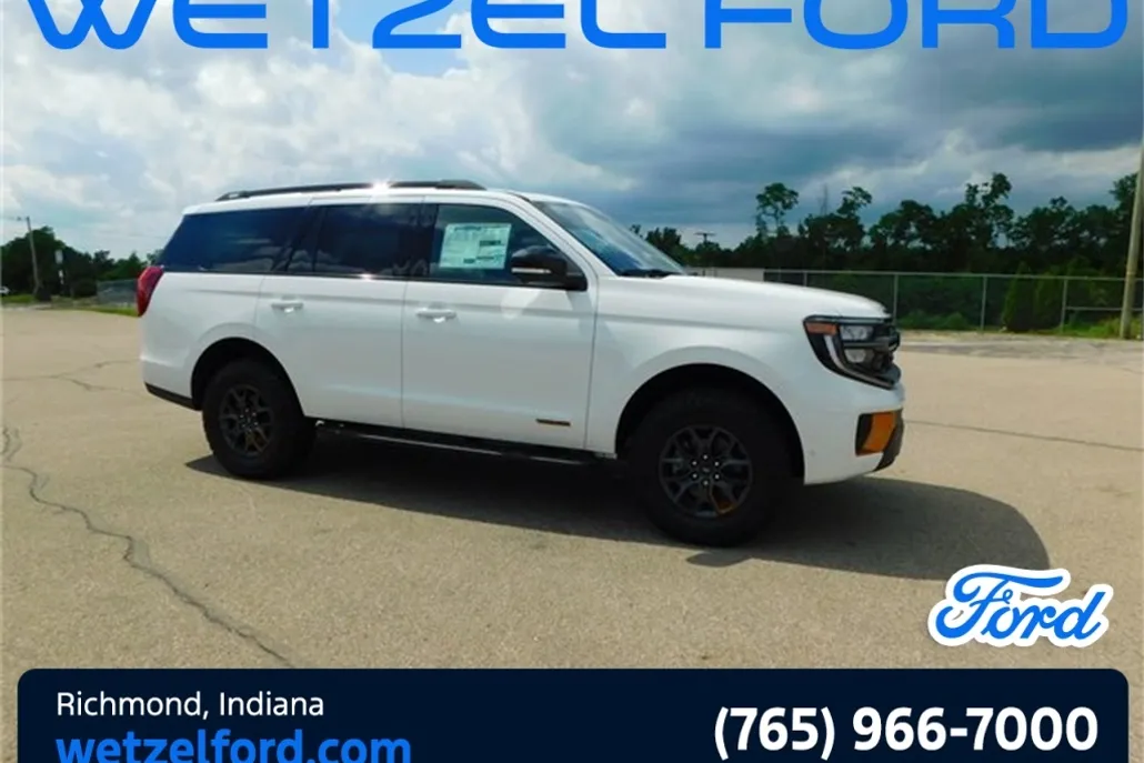 2025 Ford Expedition photo 1