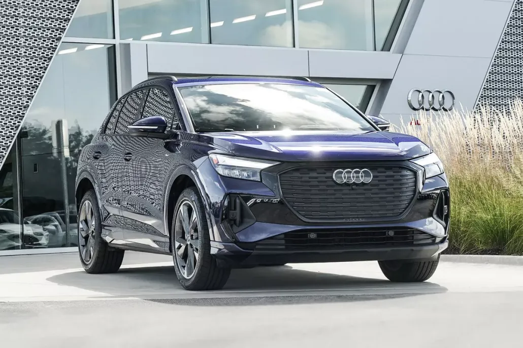 2023 Audi Q4 50 E-tron Premium Plus photo 1